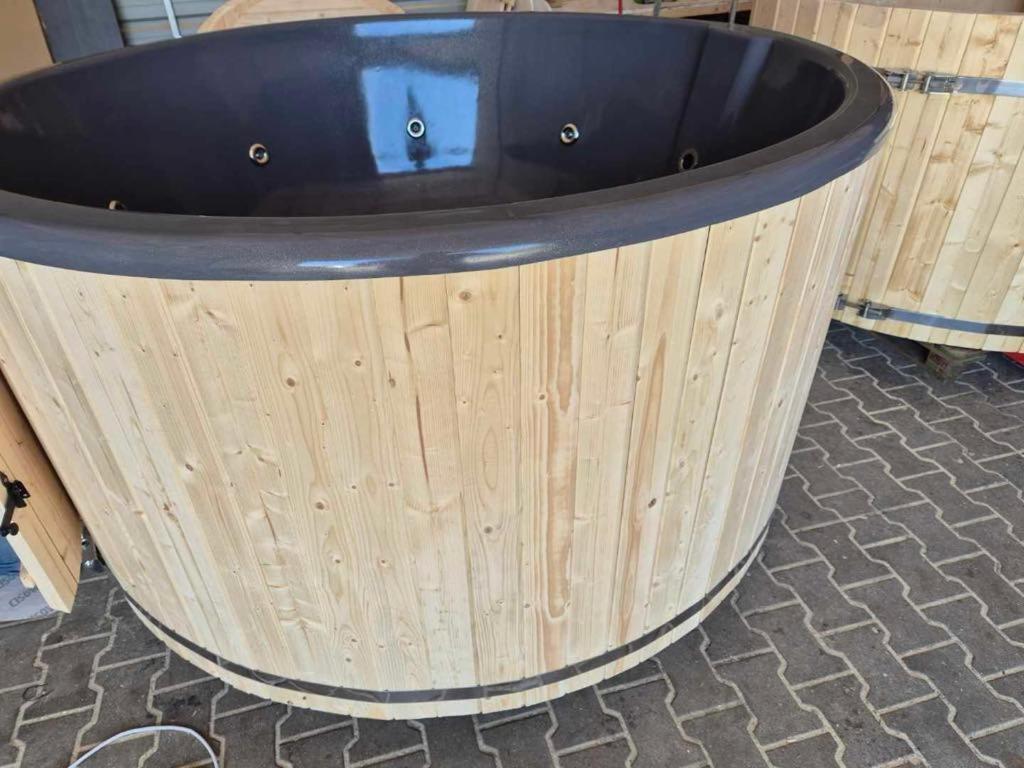 Domek Caloroczny U Zosi Ptaki エクステリア 写真